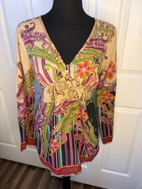 Forbidden Bohemian Cotton V-Neck Top - multi color size medium ties in back